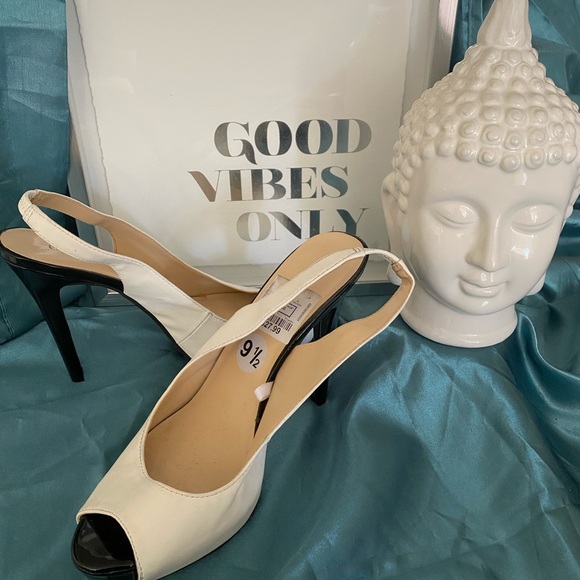 Guess Peep-Toe Stiletto Slingbacks - Picture 8 of 8